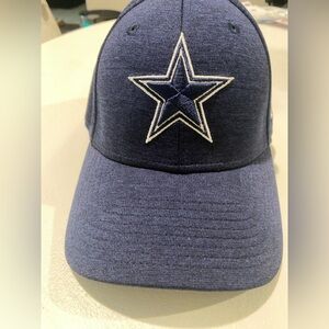 New Era Dallas Cowboys NFL 39THIRTY fitted hat NWOT S/M